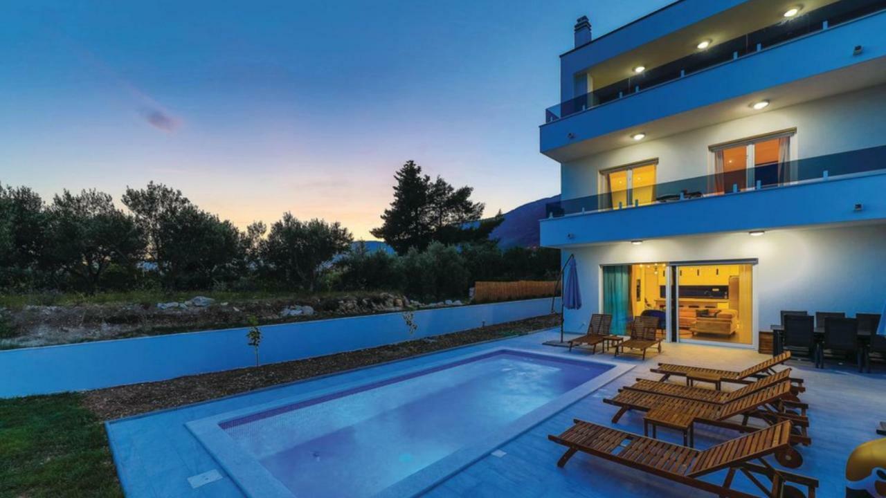 New Villa David, Wi-Fi, Iptv, 5 Bedrooms, 4 Bathrooms Kastela Bagian luar foto